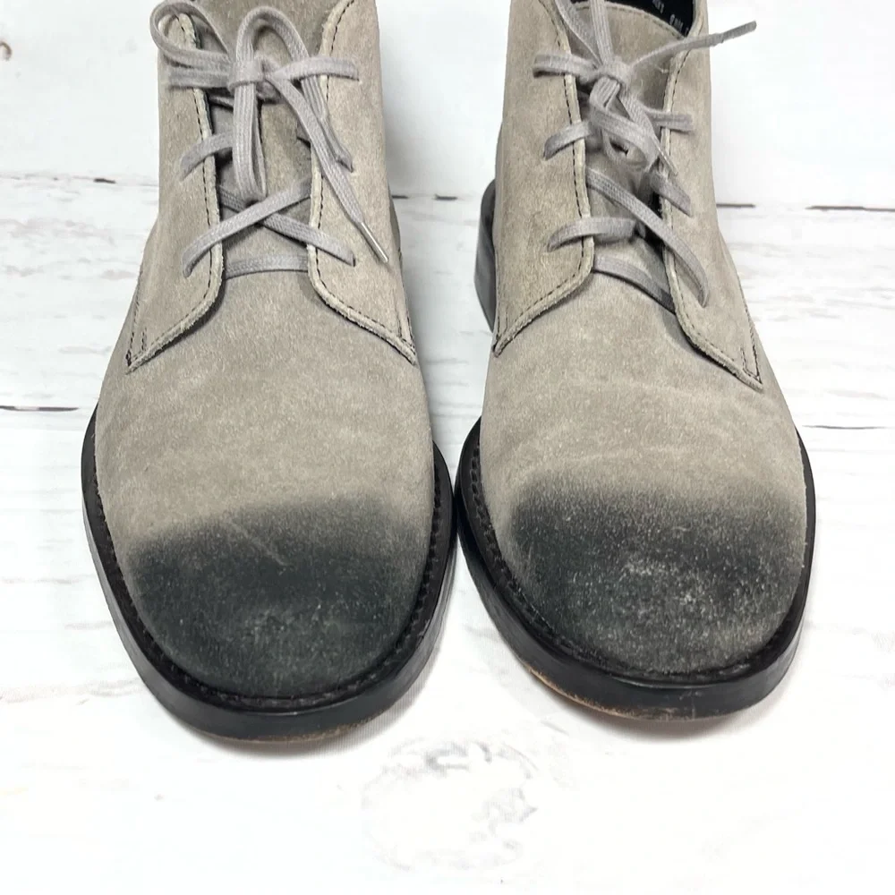 Cole Haan Mens Chukka Size 9.5M Gray Distressed Suede‎ Lace Up